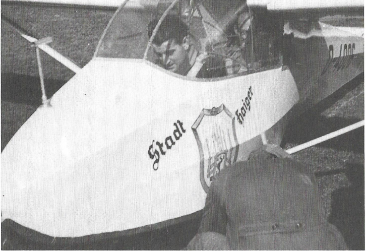 Rhönlerche II vor dem Start auf dem Flugplatz Breitscheid