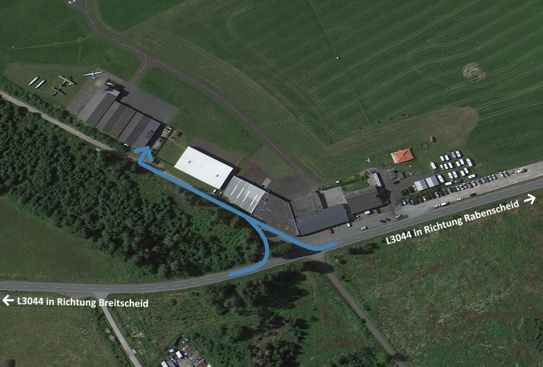 Anfahrt zum Flugplatz Breitscheid